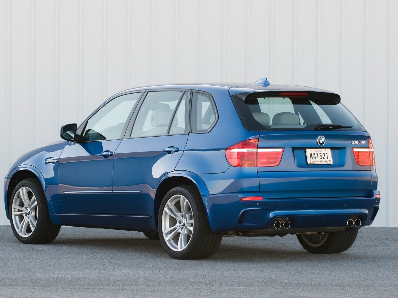 BMW X5 M I (E70)