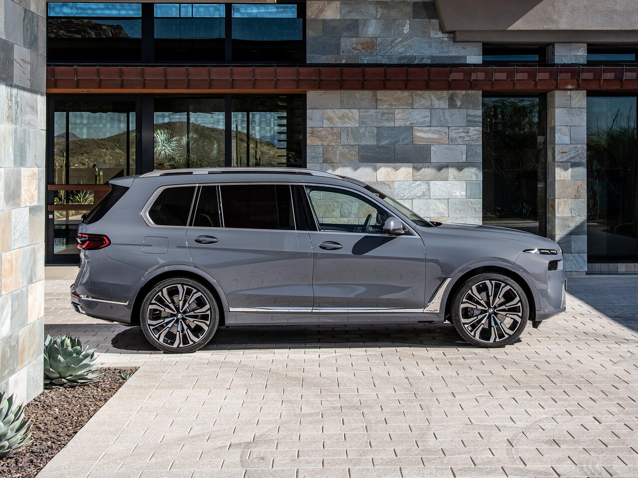BMW X7 I (G07) Рестайлинг