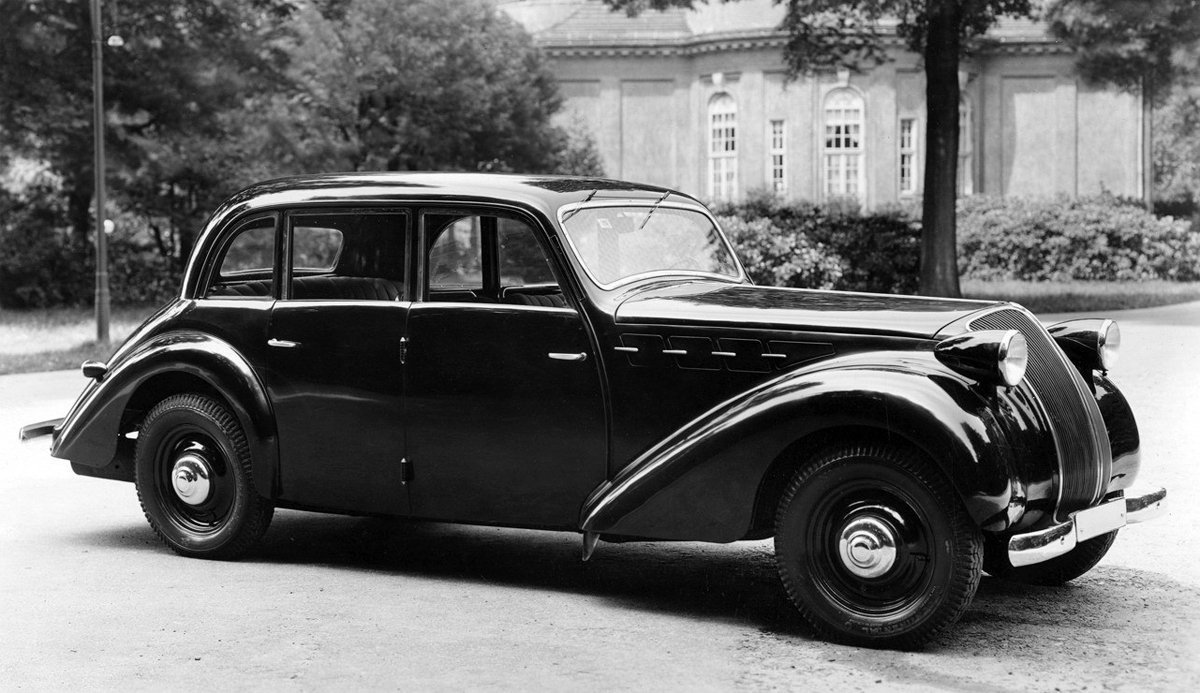 Borgward 2000 Седан