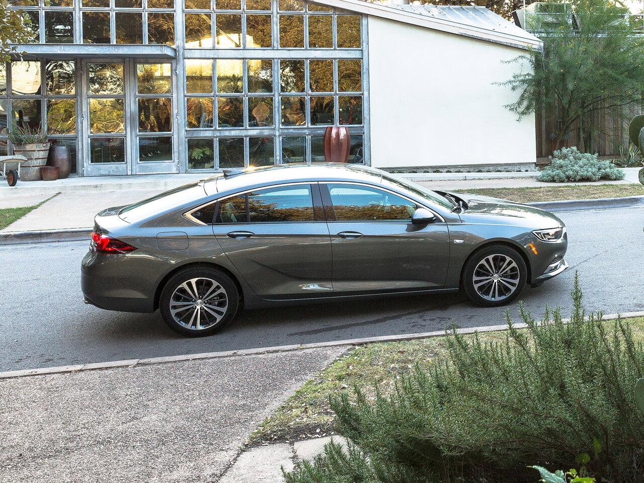 Buick Regal VI