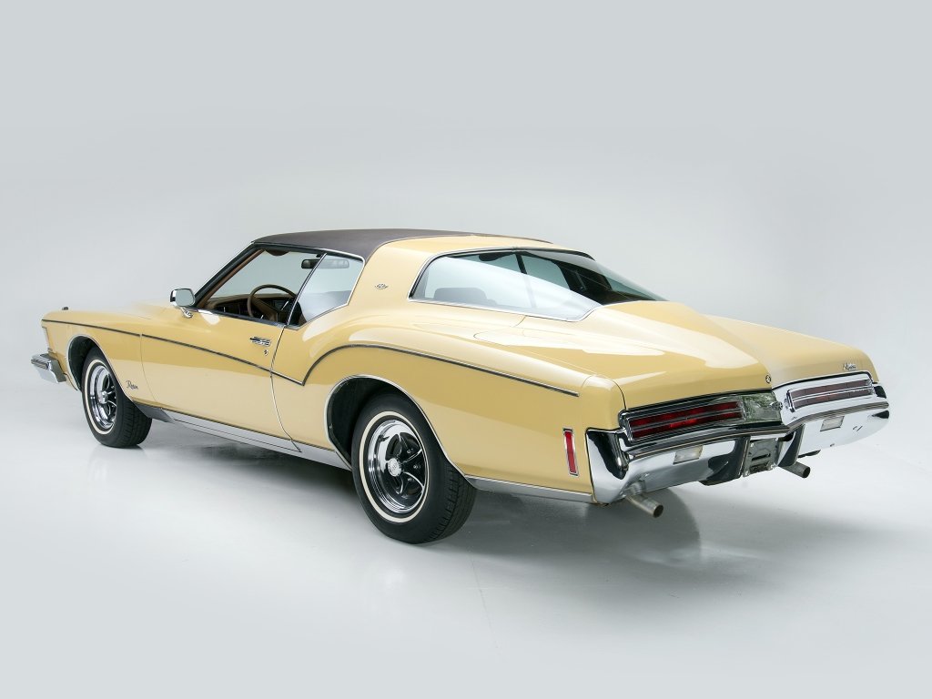 Buick Riviera III
