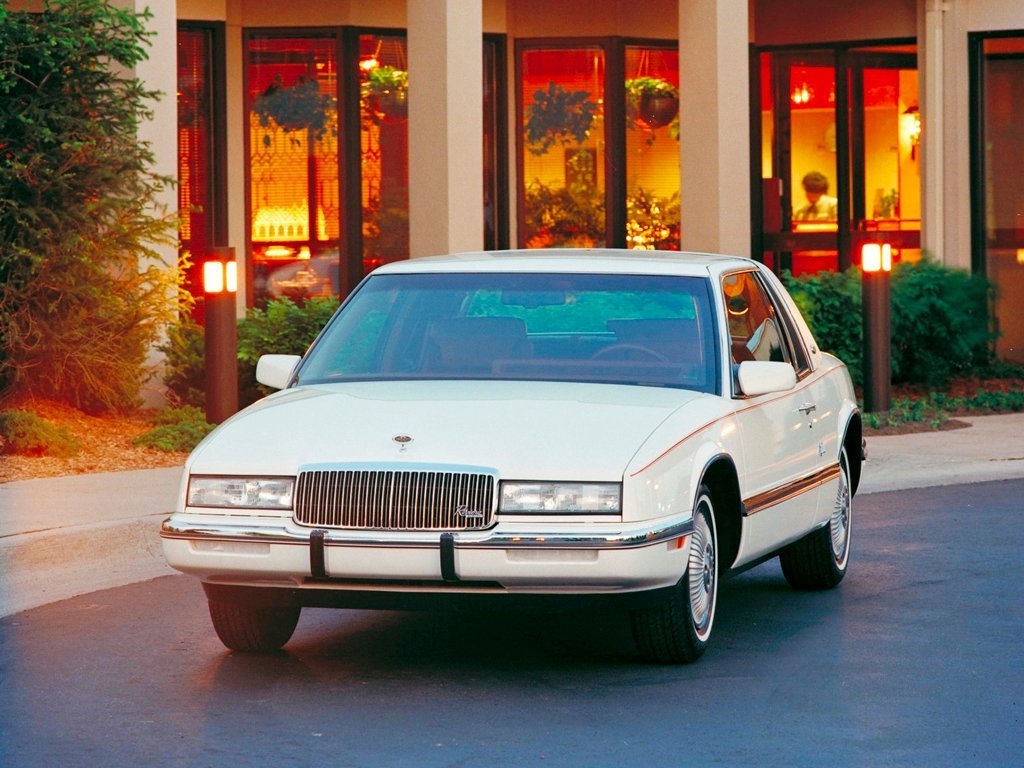 Buick Riviera VII