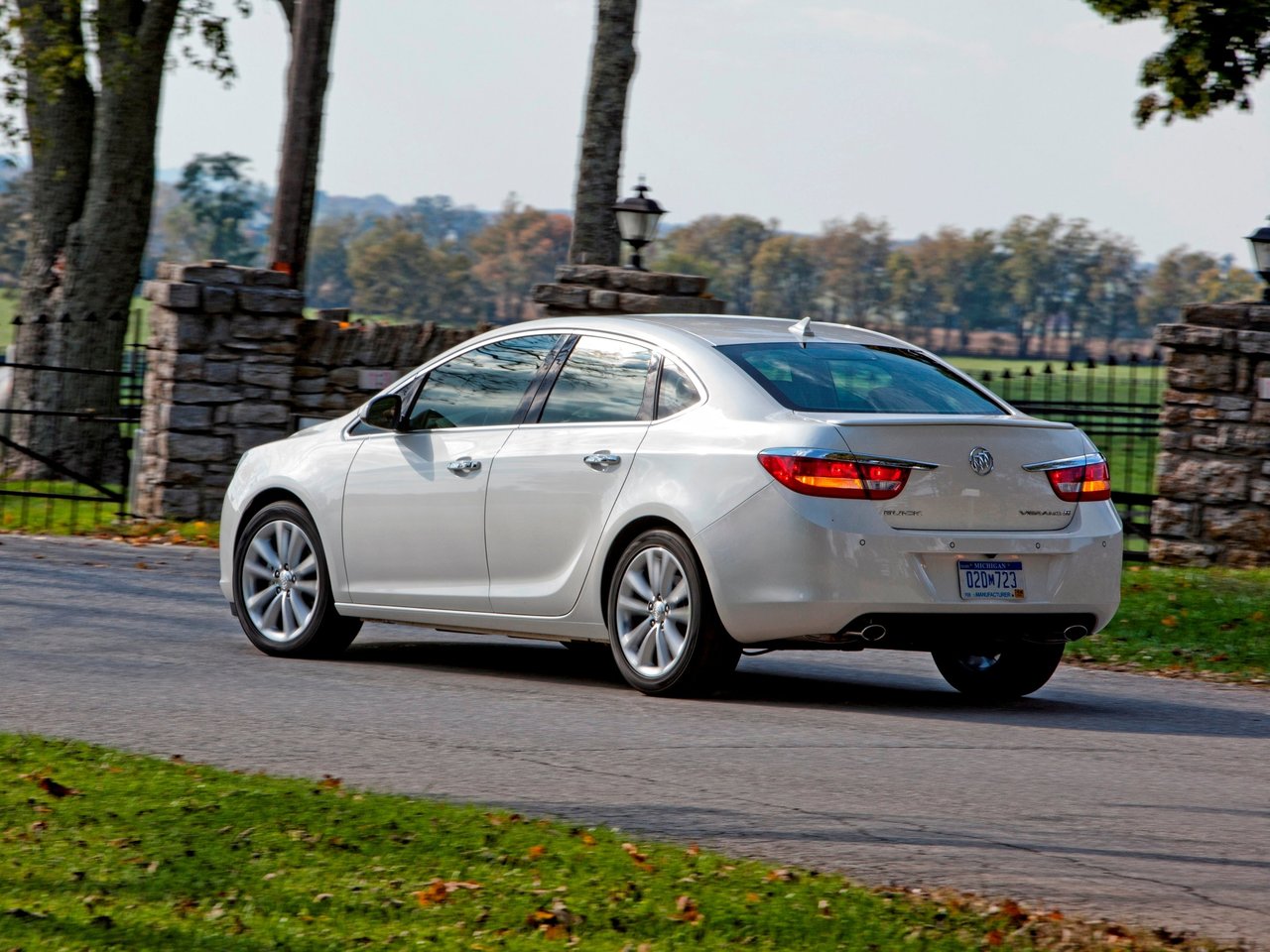 Buick Verano I