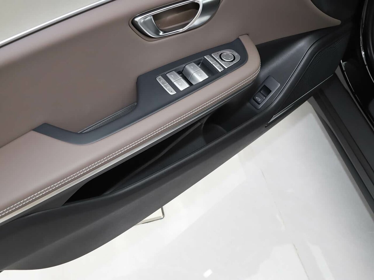 BYD E9 I Рестайлинг