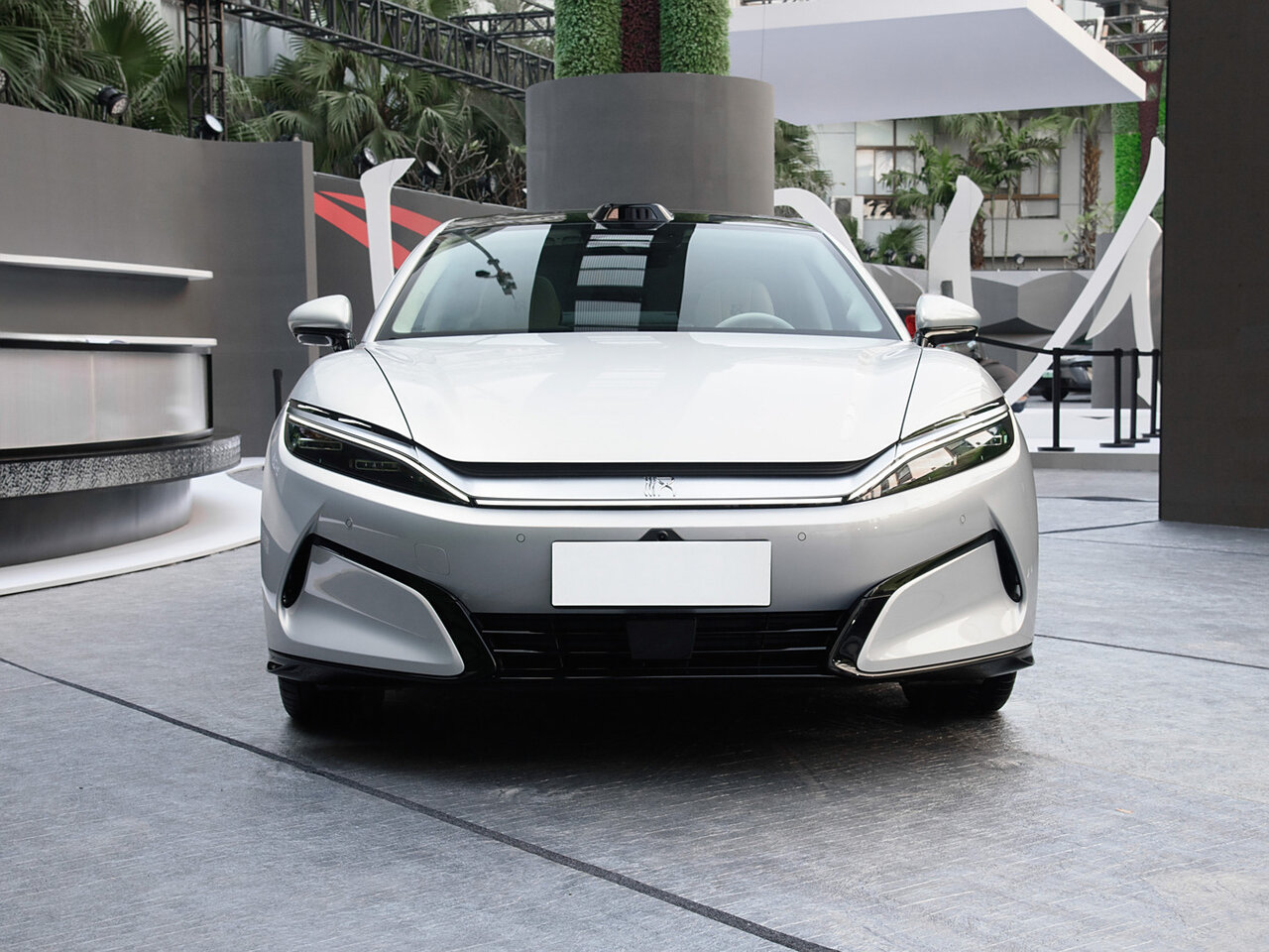 BYD Han L Седан