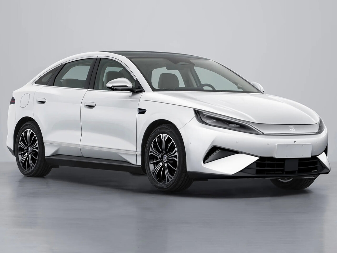 BYD Qin Max Седан