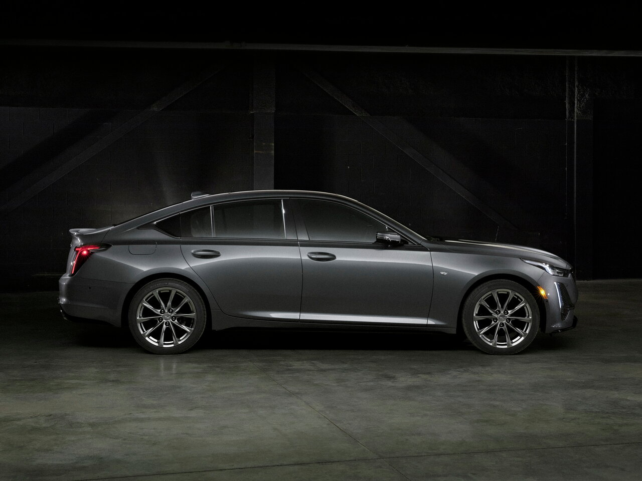 Cadillac CT5 I
