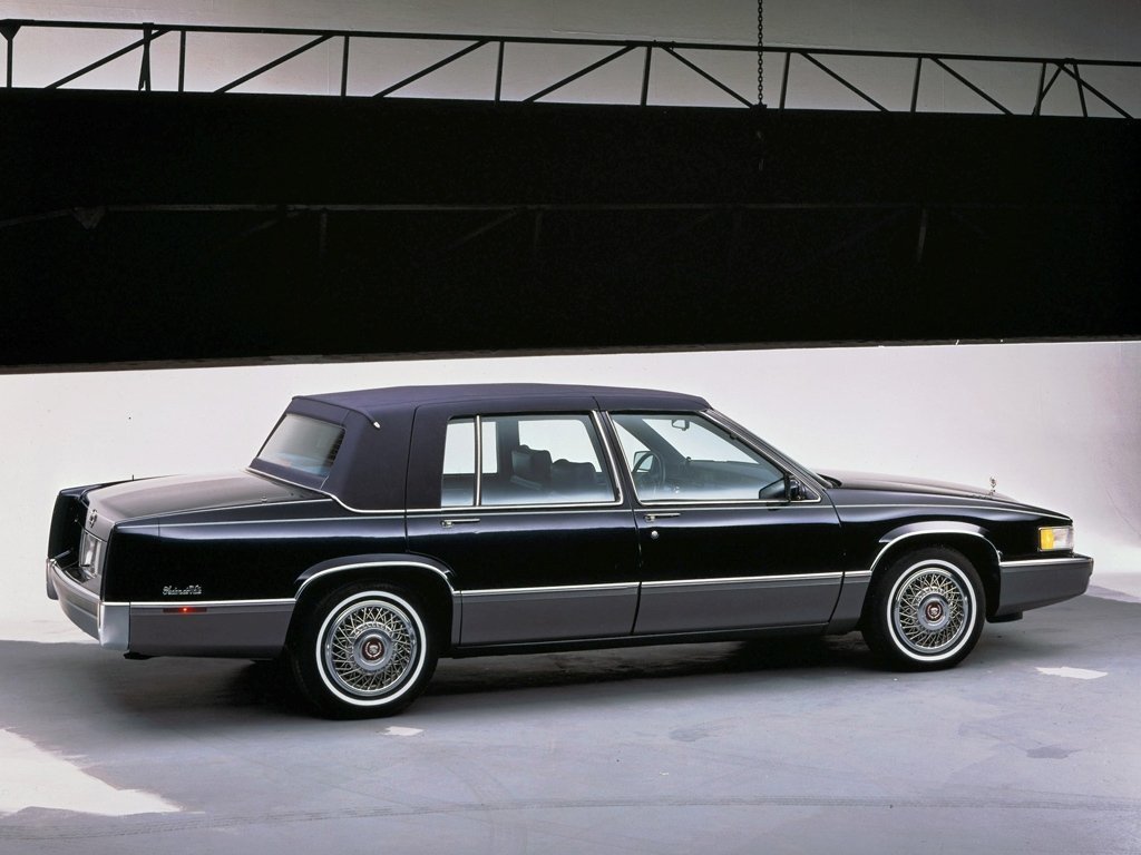 Cadillac DeVille VI