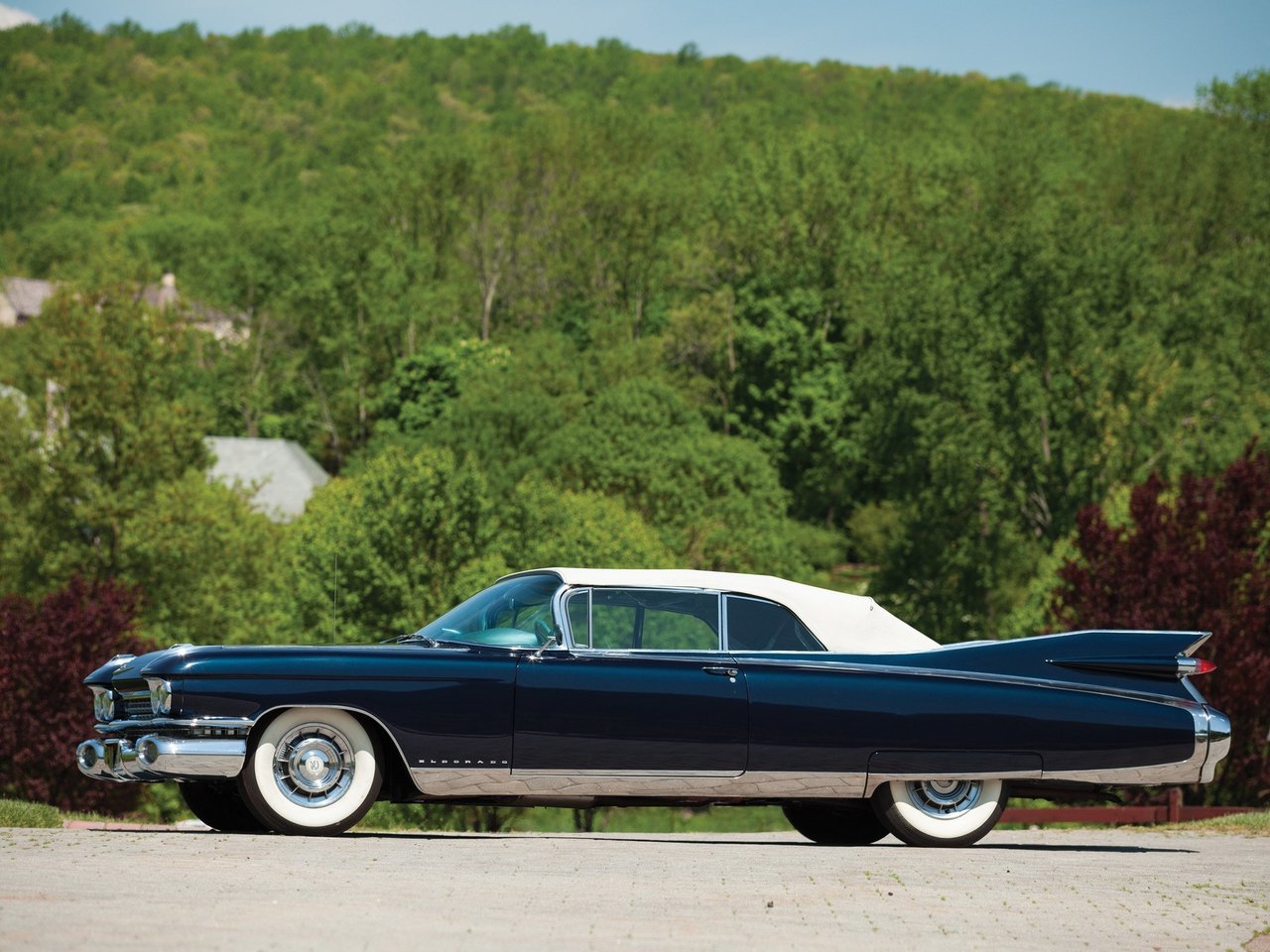 Cadillac Eldorado IV