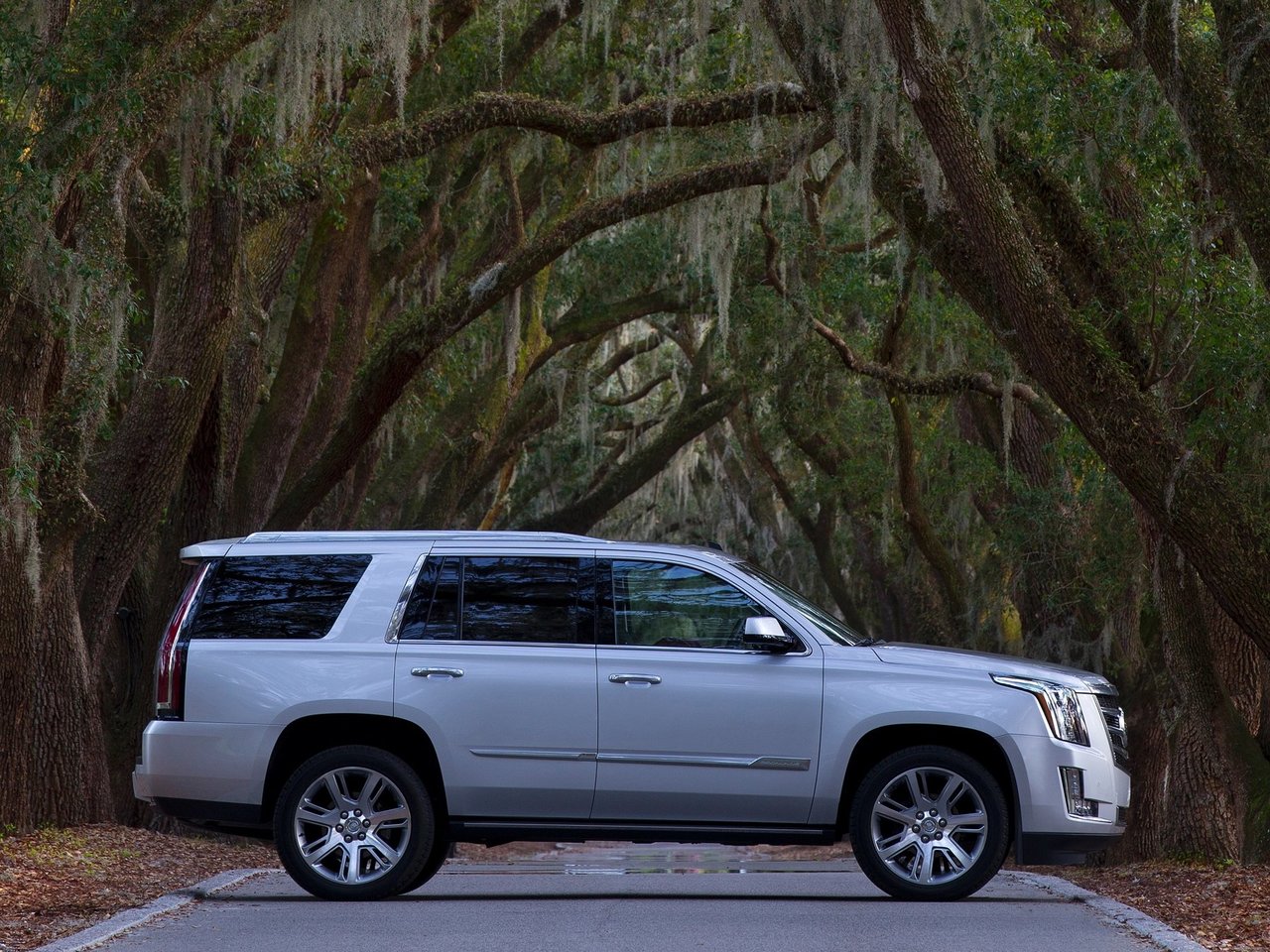 Cadillac Escalade IV