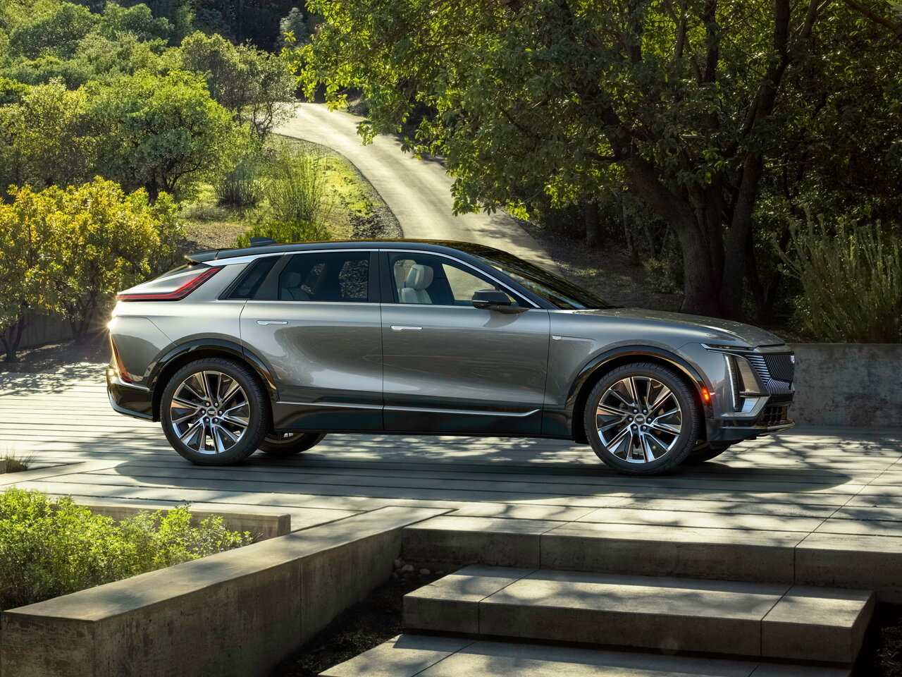 Cadillac Lyriq Внедорожник 5 дв.