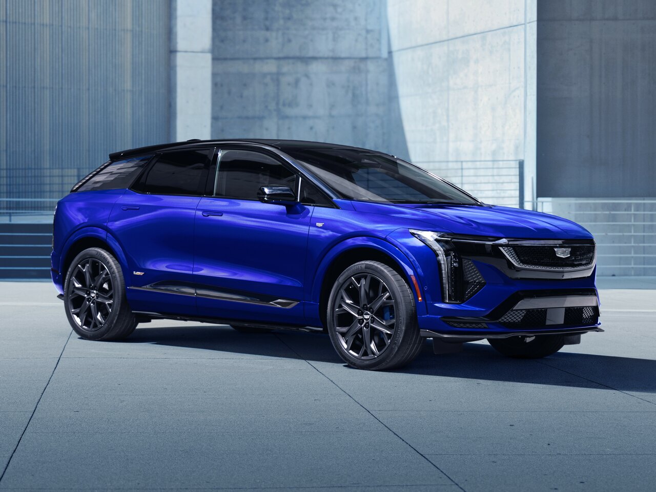 Cadillac Optiq-V Внедорожник 5 дв.