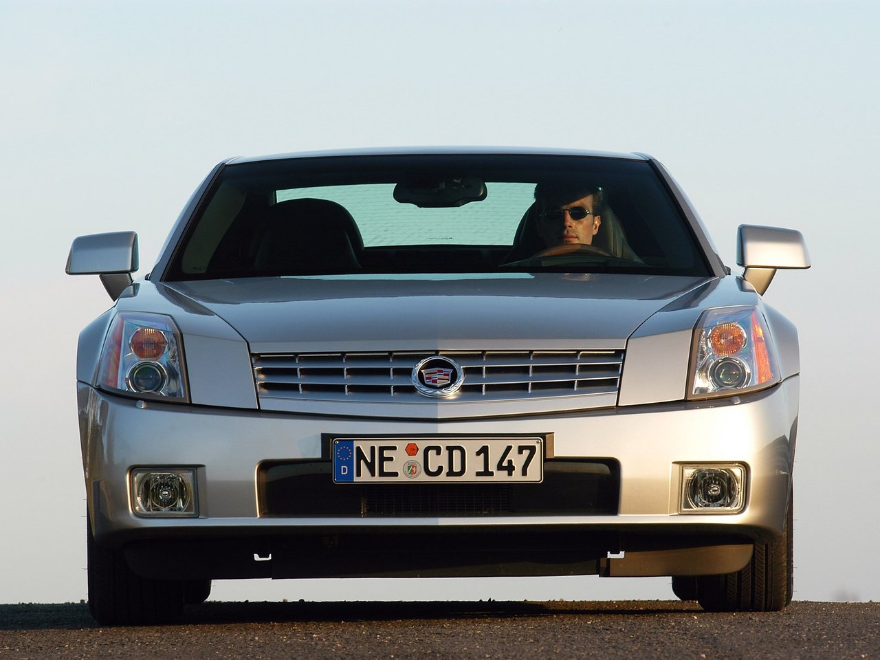 Cadillac XLR Родстер