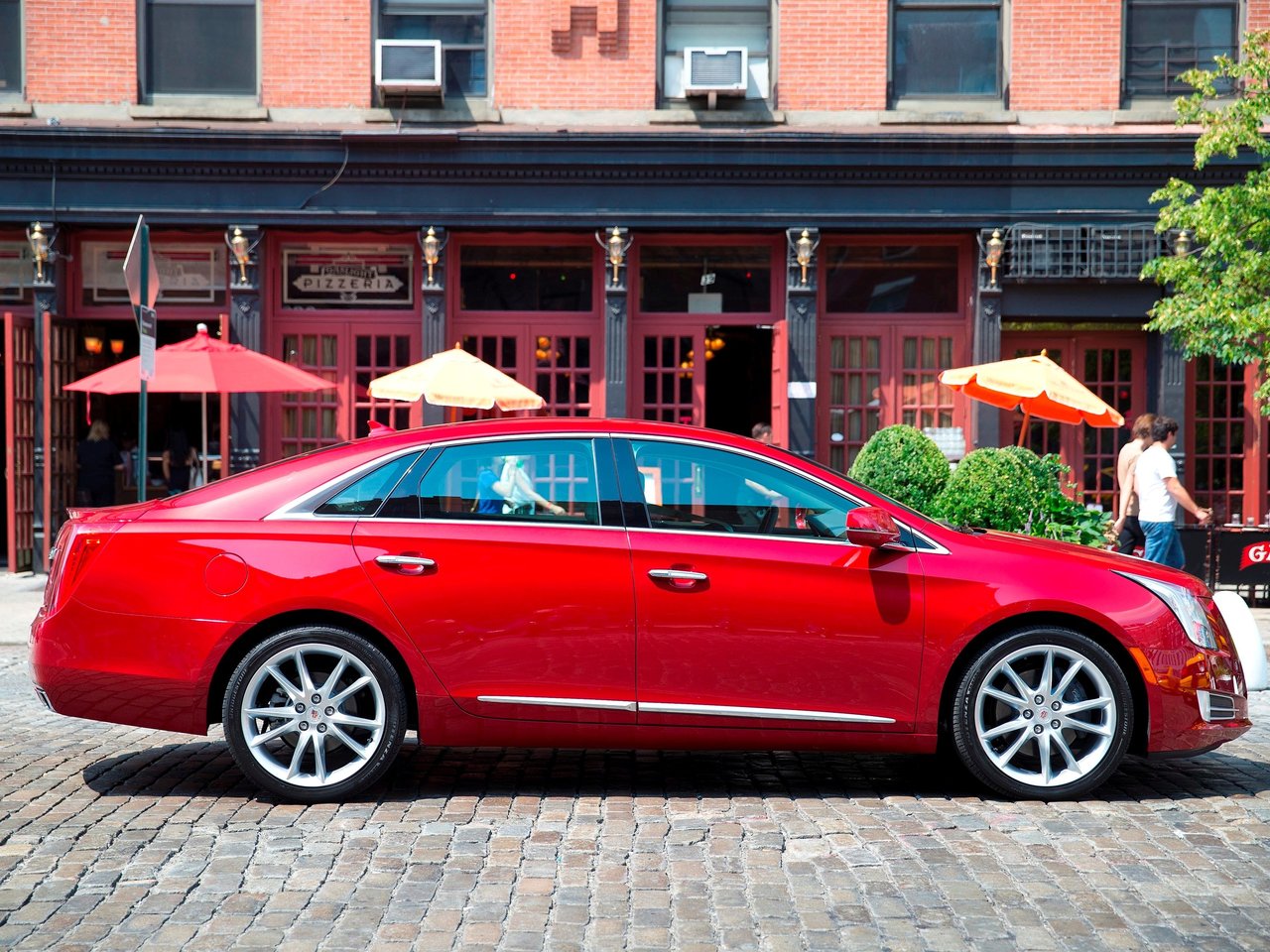 Cadillac XTS I