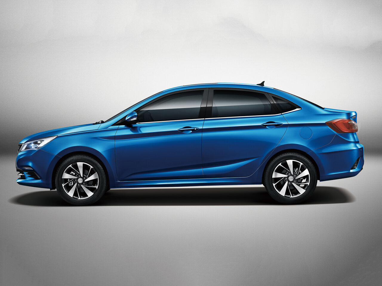 Changan Eado DT Седан