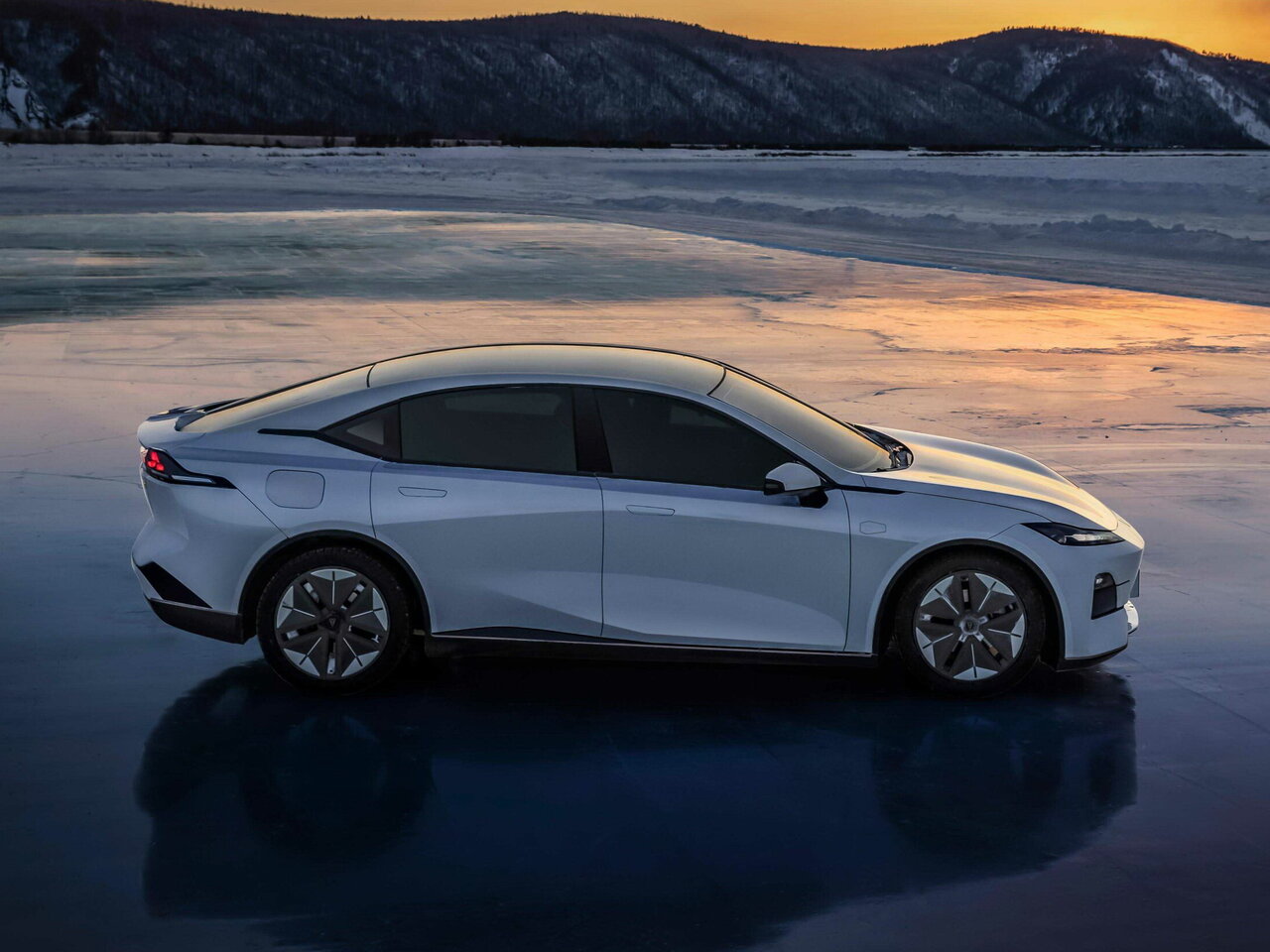 Changan Deepal SL03 Седан