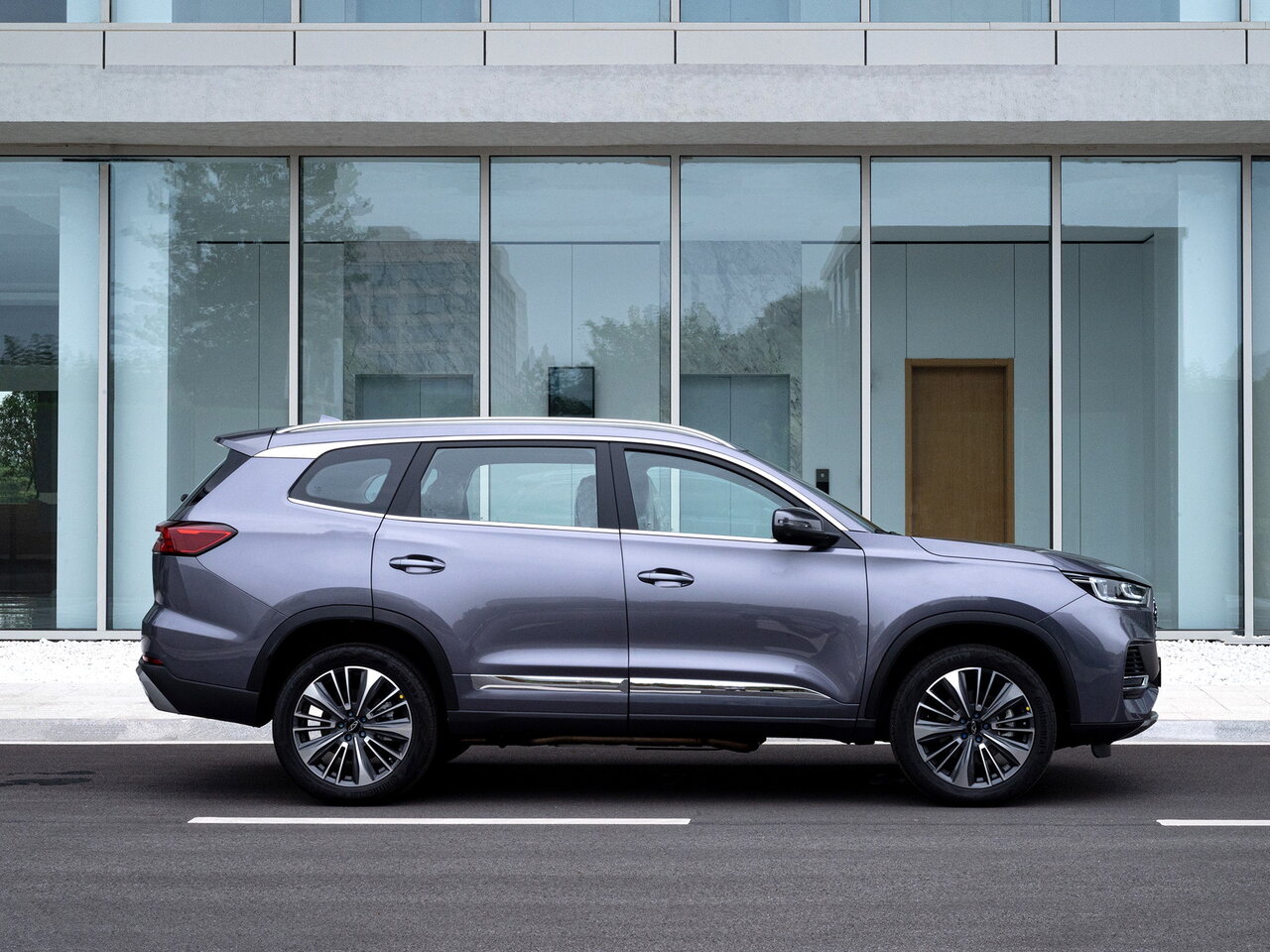 Chery Tiggo 8 Pro Plug-in Hybrid Внедорожник 5 дв.