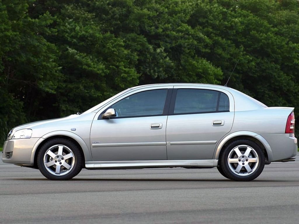 Chevrolet Astra 1998 – 2011