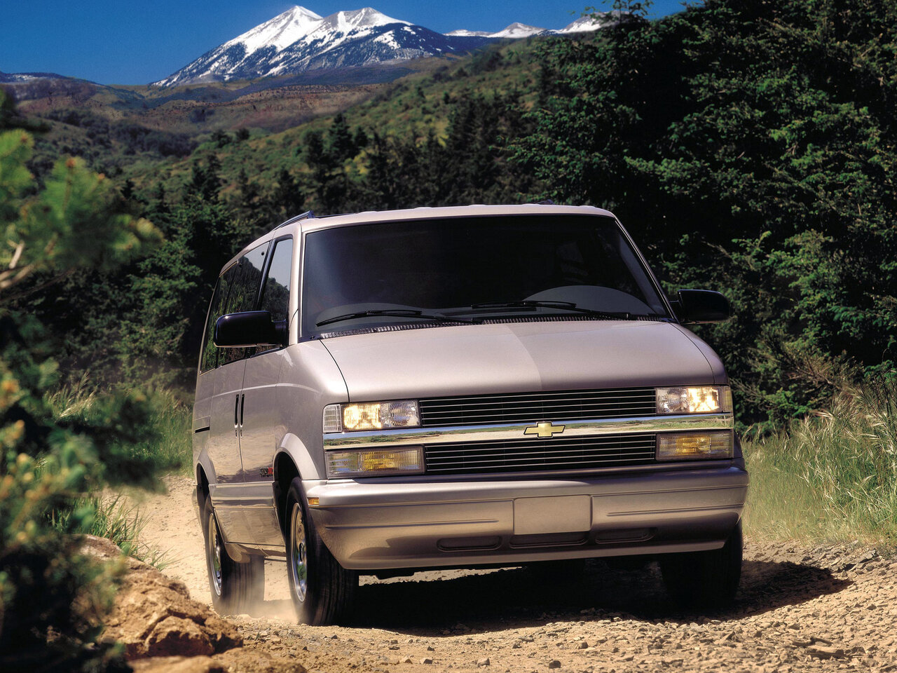 Chevrolet Astro II