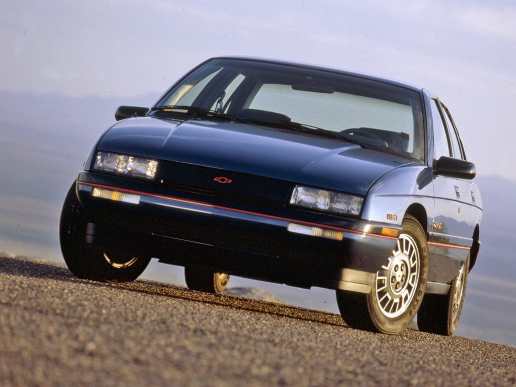 Chevrolet Corsica Седан