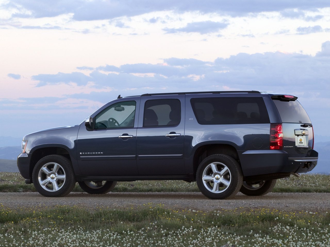 Chevrolet Suburban X