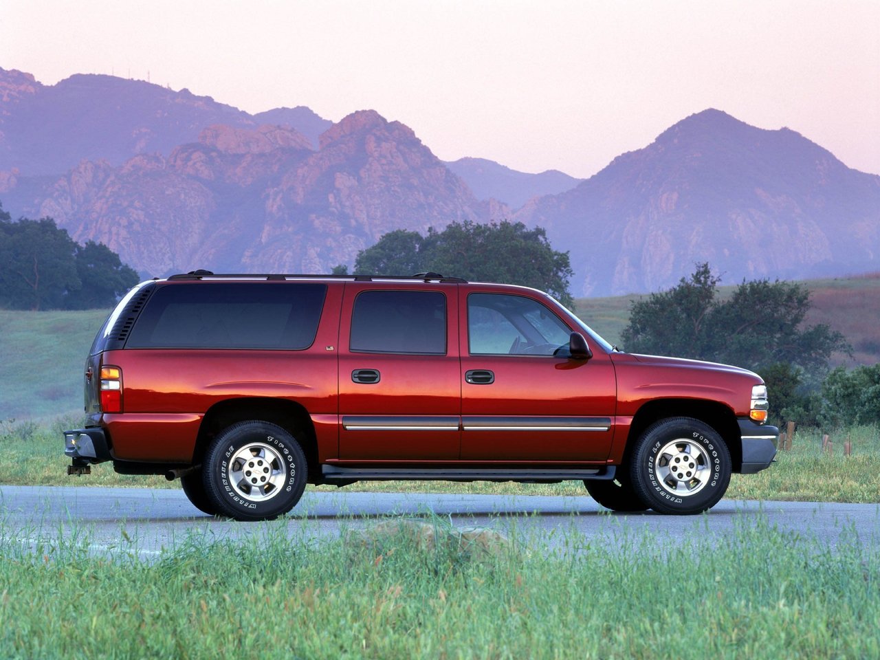 Chevrolet Suburban IX