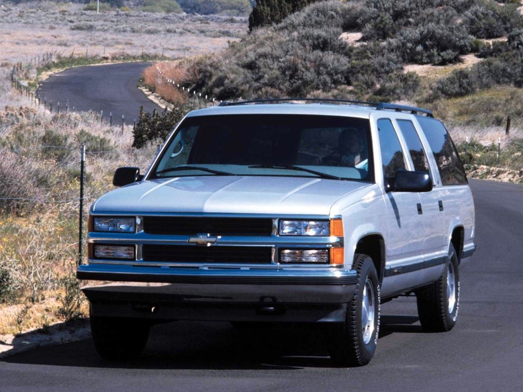 Chevrolet Suburban VIII