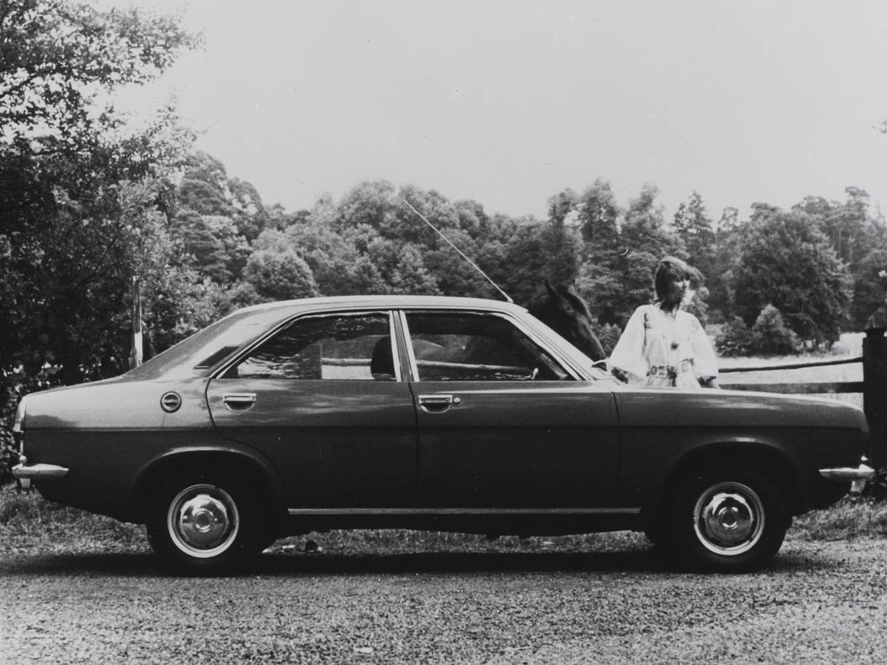 Chrysler 180 Седан
