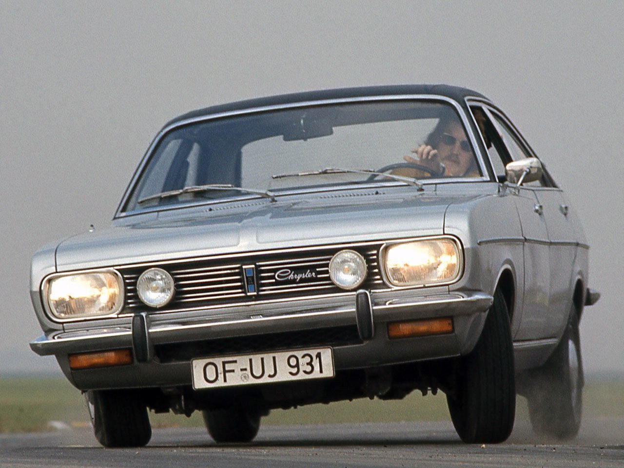 Chrysler 180 Седан