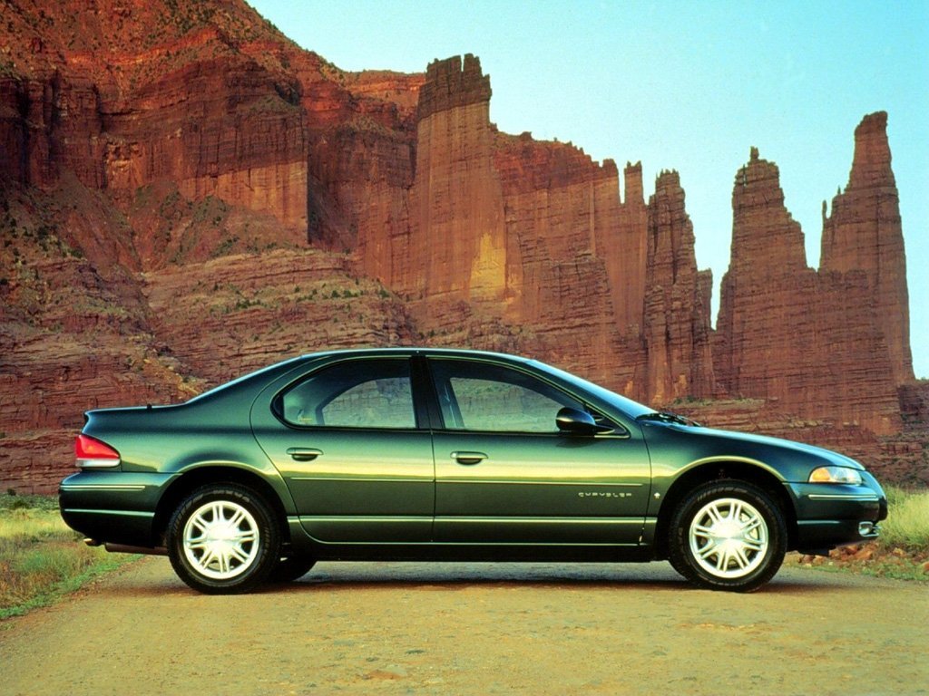 Chrysler Cirrus Седан