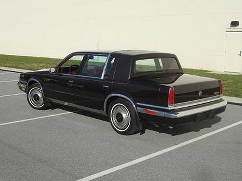 Chrysler Fifth Avenue II