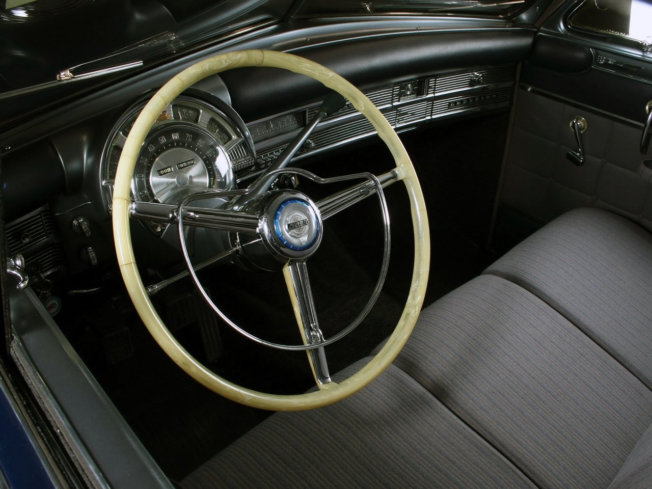 Chrysler New Yorker III