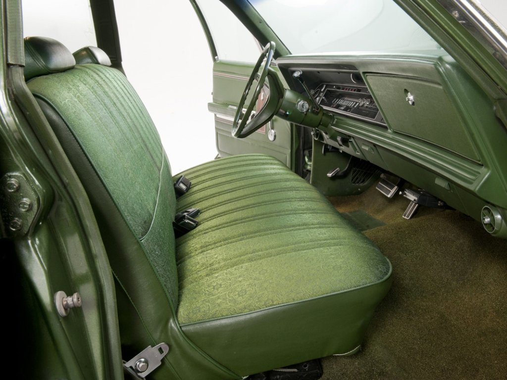 Chrysler Newport VI