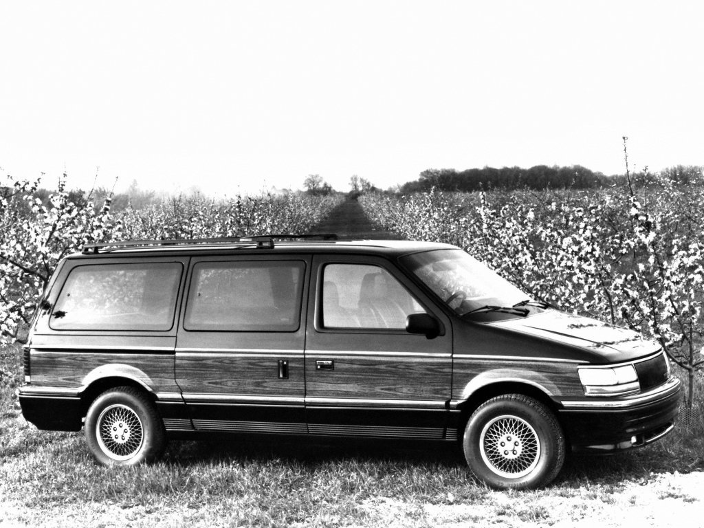 Chrysler Town &amp; Country II