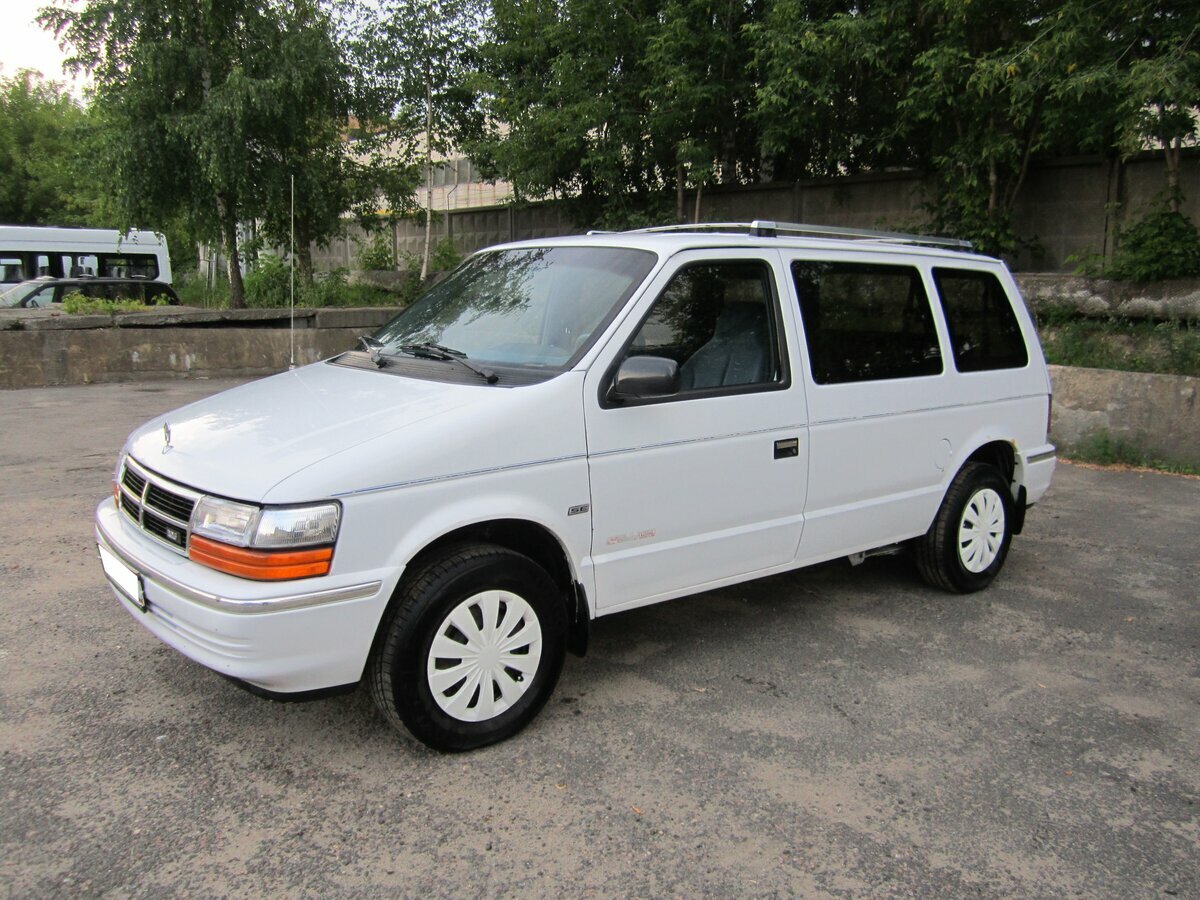 Chrysler Voyager II