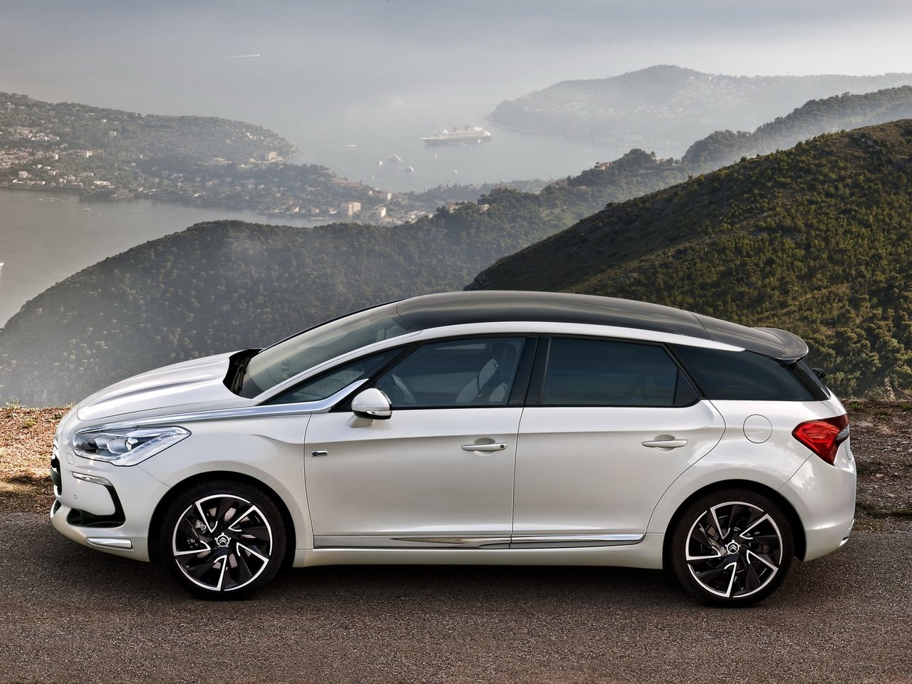 Citroen DS5 Хэтчбек 5 дв.
