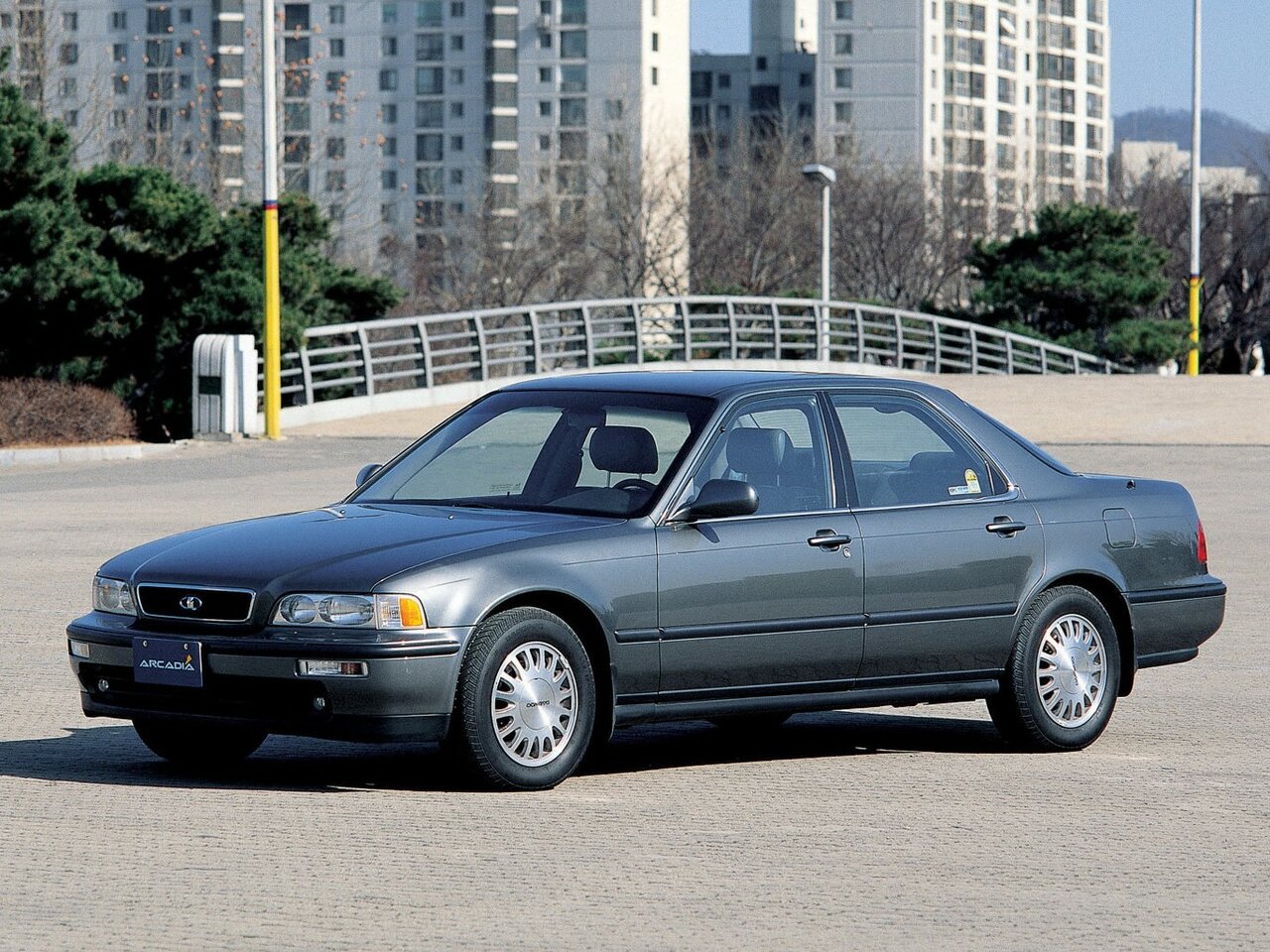 Daewoo Arcadia Седан