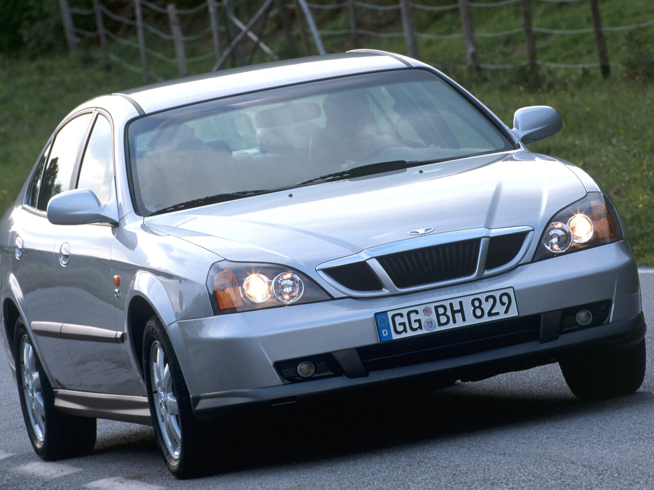 Daewoo Evanda Седан