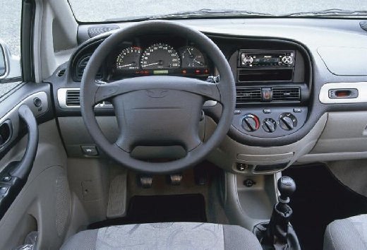 Daewoo Rezzo Компактвэн