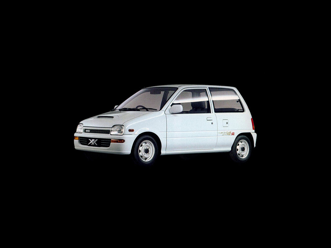 Daihatsu Mira III