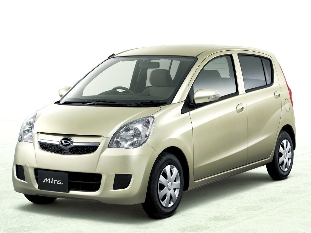 Daihatsu Mira VII