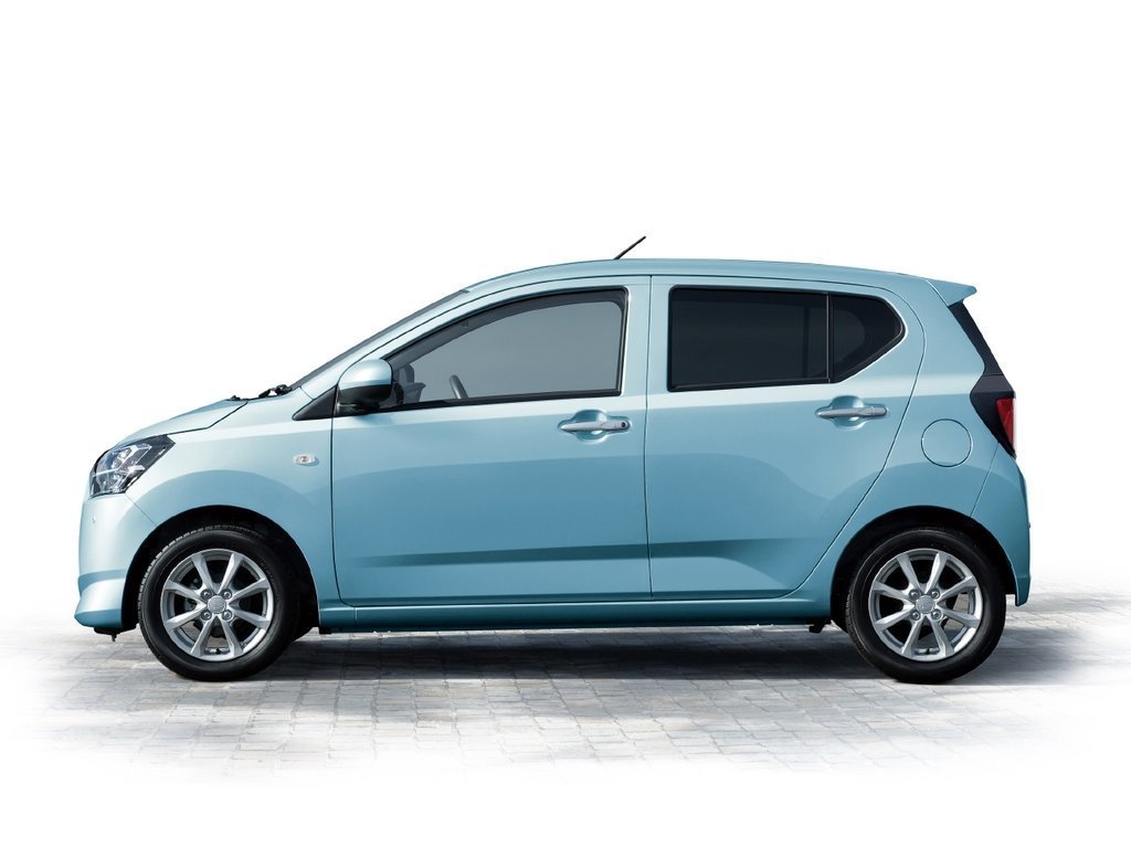 Daihatsu Mira e:S II