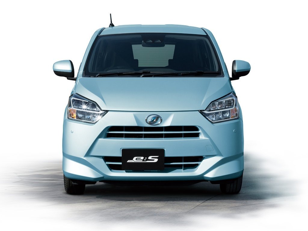 Daihatsu Mira e:S II