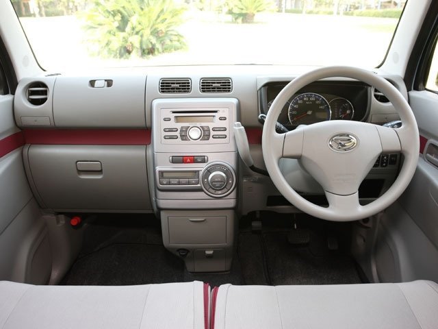 Daihatsu Move Conte I