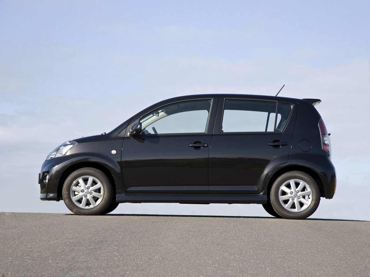 Daihatsu Sirion II (M3) Рестайлинг