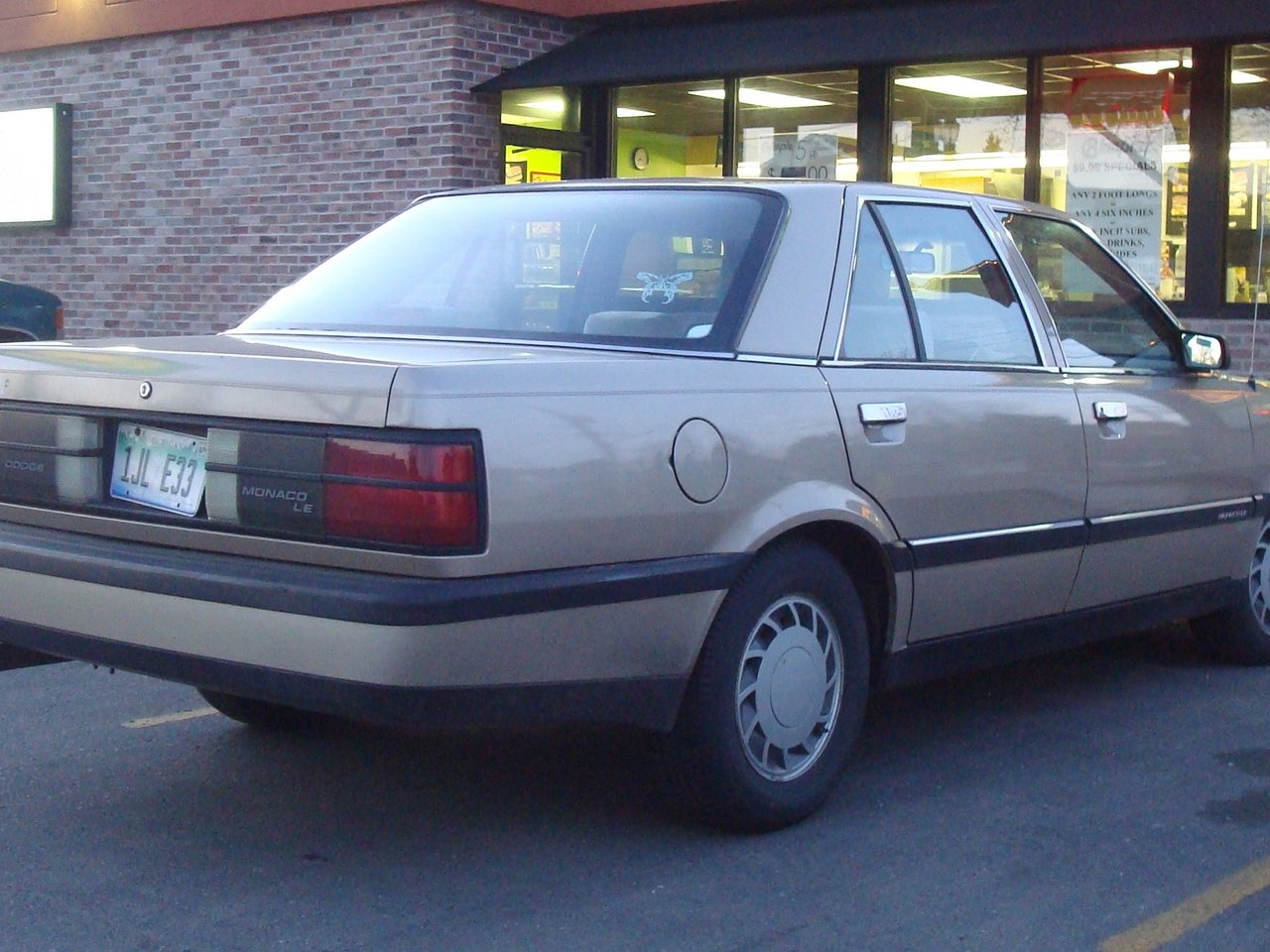 Dodge Monaco V