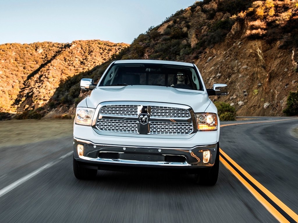 Dodge RAM IV (DS/DJ)