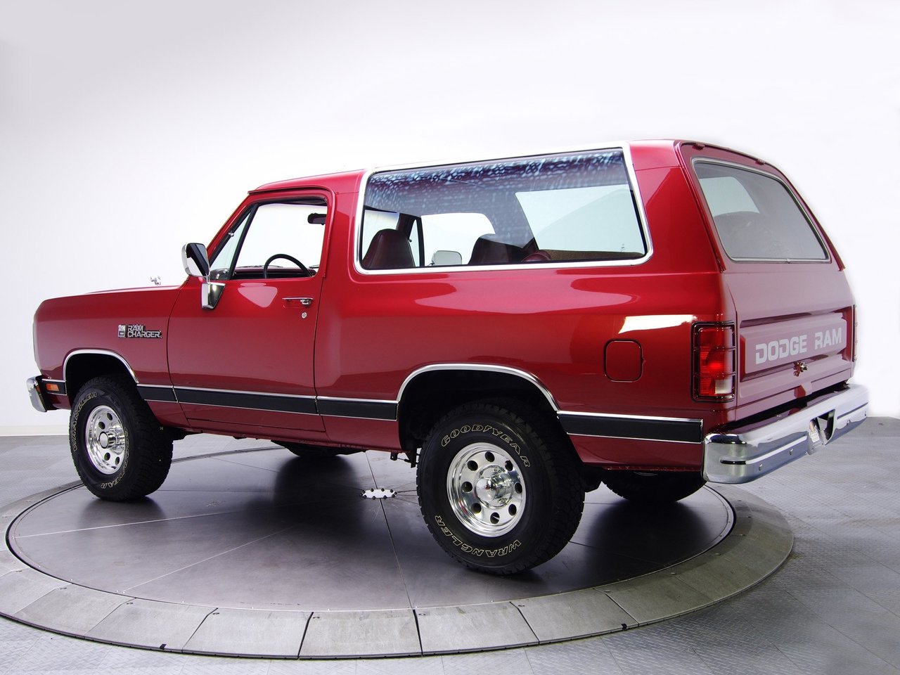 Dodge Ramcharger II
