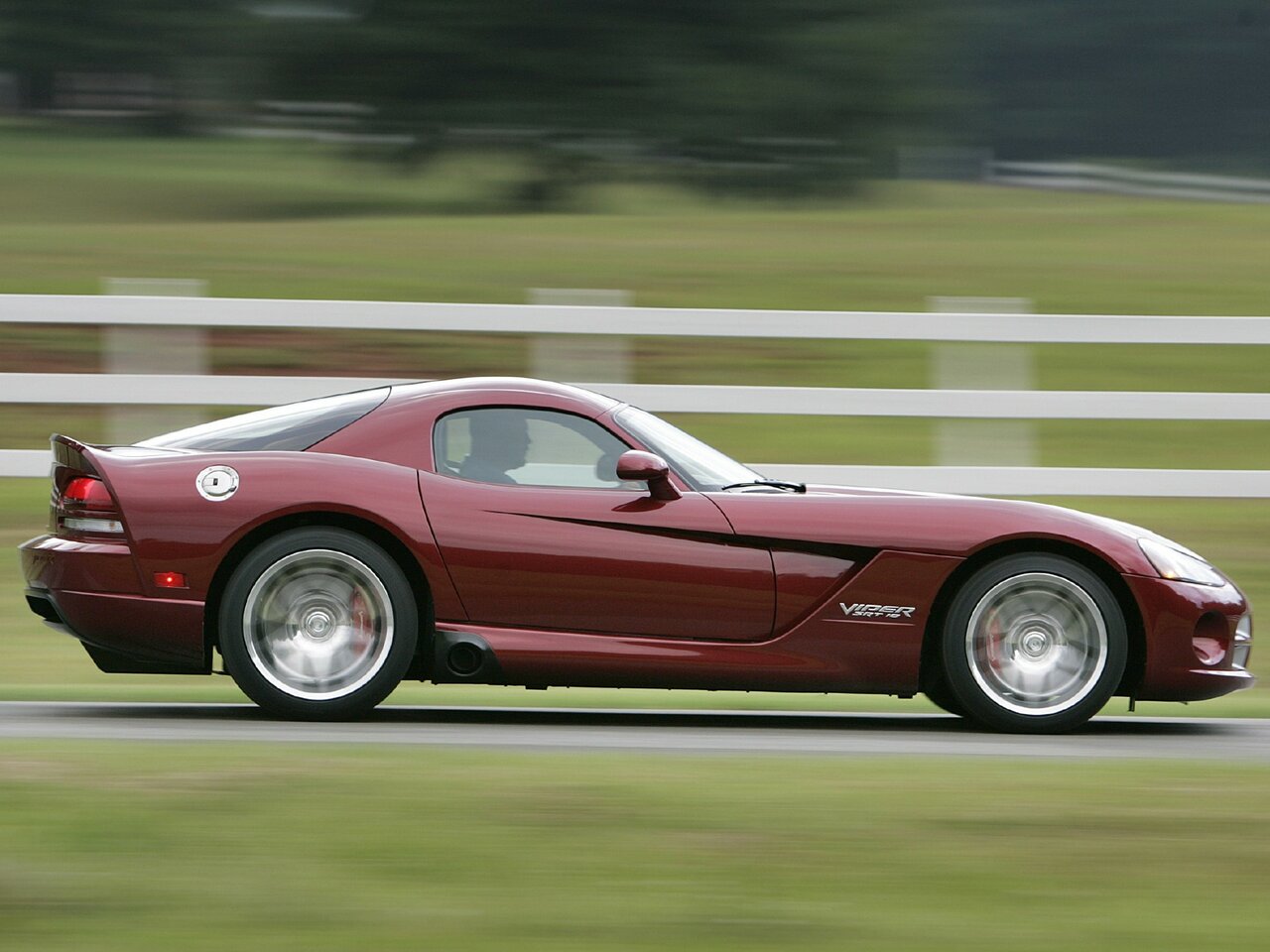 Dodge Viper IV