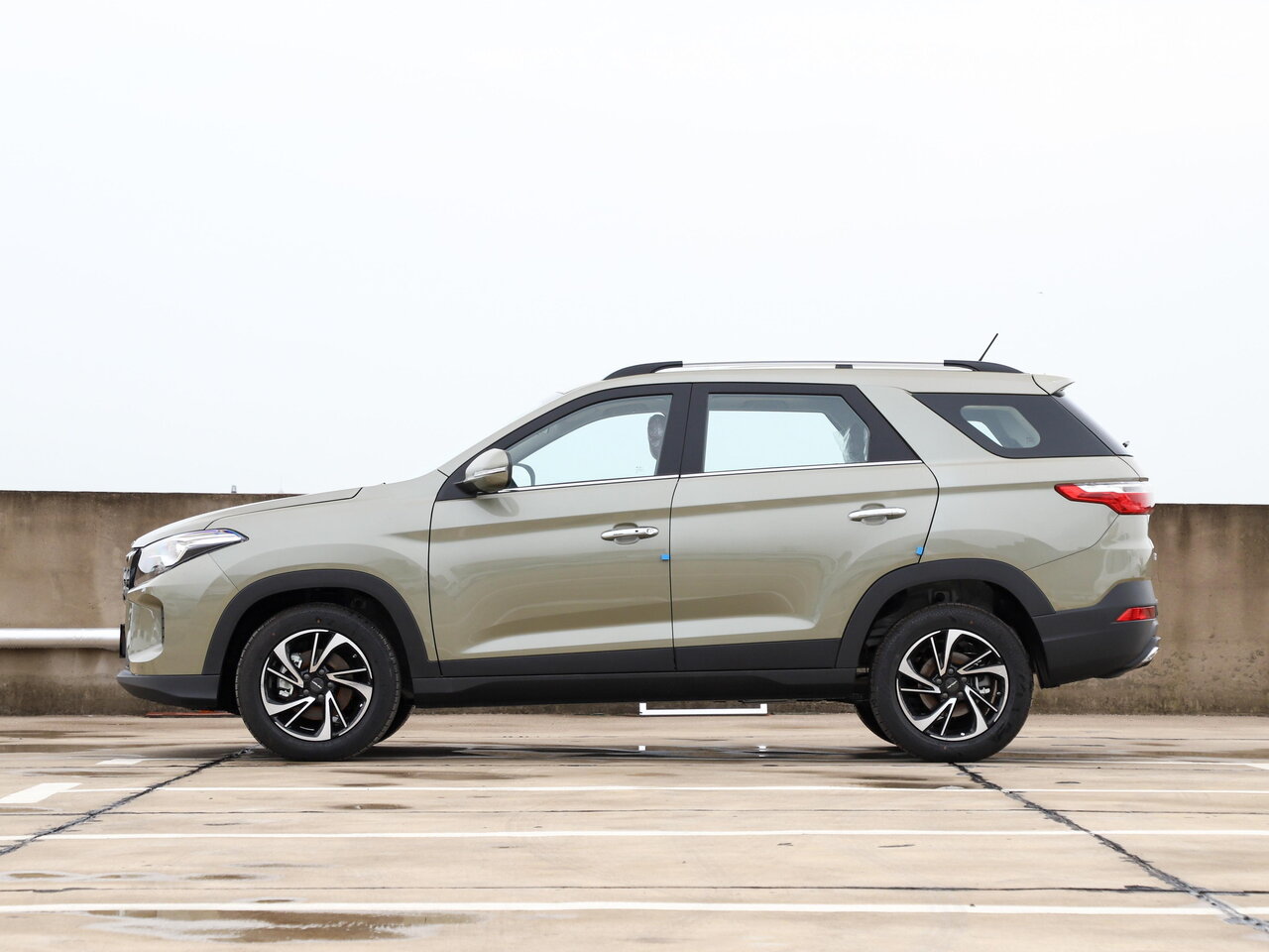 Dongfeng Fengon 560 I Рестайлинг